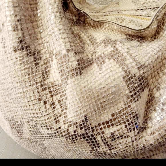 MICHAEL KORS SNAKESKIN PURSE - Picture 2 of 6